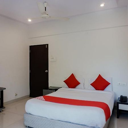 Dreams Holiday Resort Лонавала Экстерьер фото