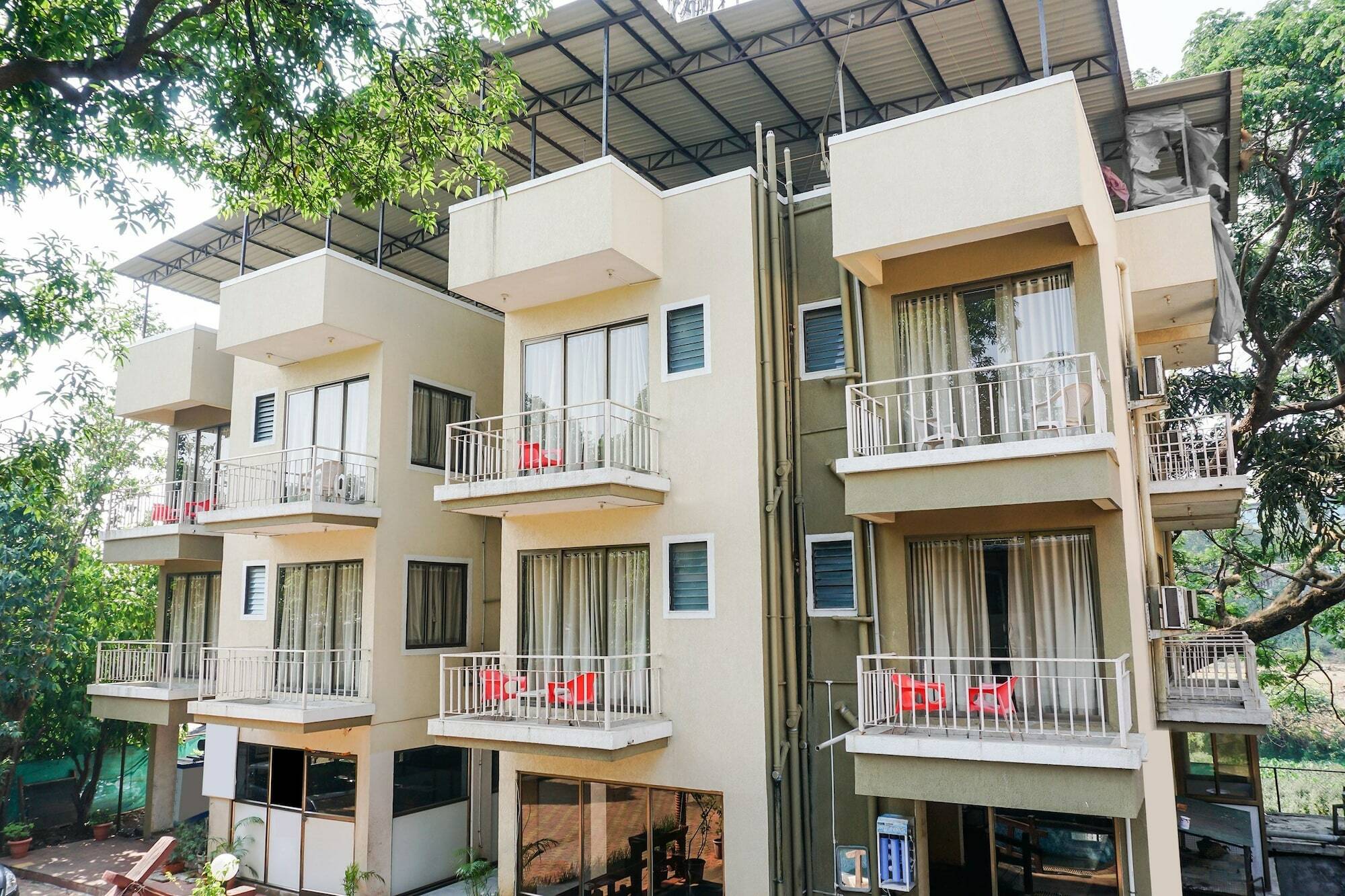 Dreams Holiday Resort Лонавала Экстерьер фото